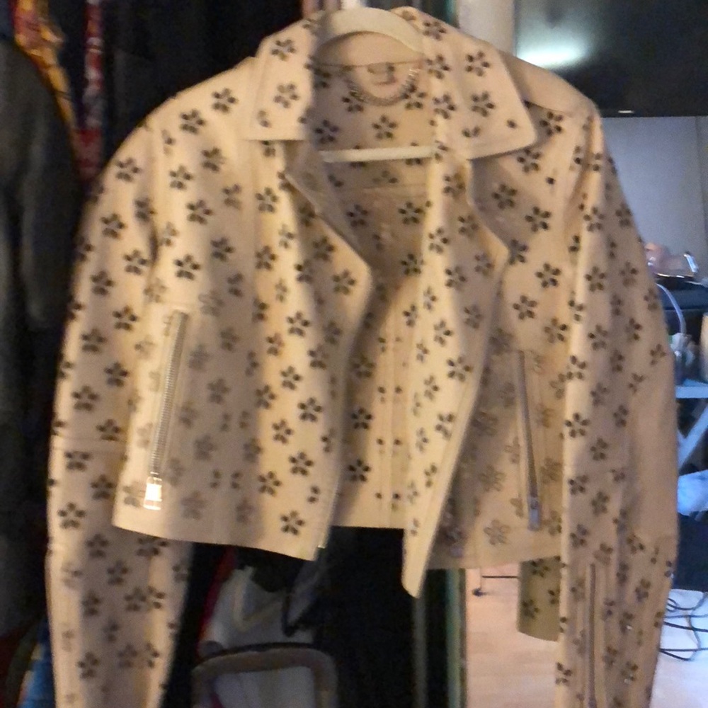 Burberry bit leather flower cut out jacket